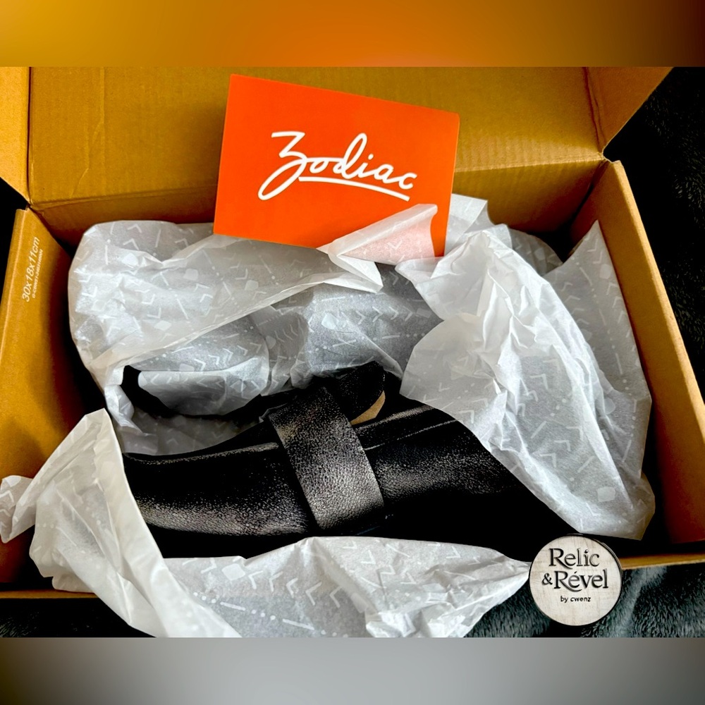 Zodiac Renee Loafer - Black/Silver (Women)